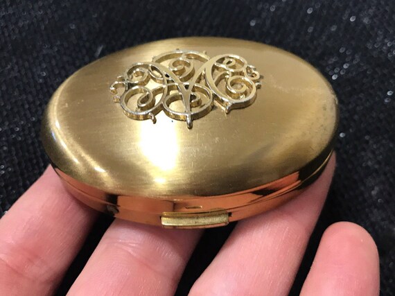 1950s vintage ladies powder compact Sheer Ivory Germaine Monteil corp Superglow solid satin
