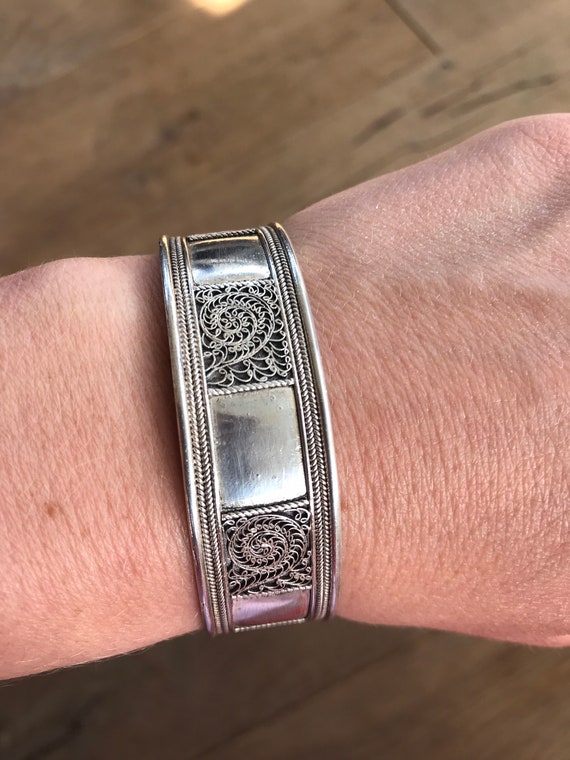Solid silver vintage ethnic cuff bracelet with filigree scroll details