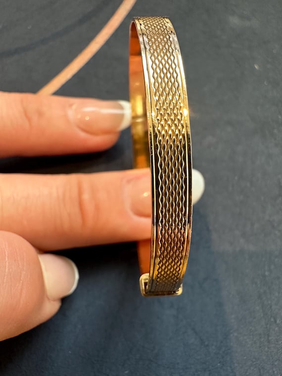 Gold metal cored diamond cut christening bangle bracelet baby child christening gifts