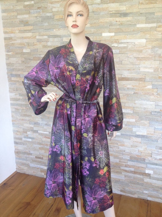 Brightly coloured Vintage 1970s floral print dressing gown robe size 18/20
