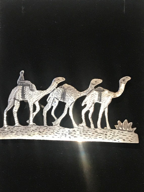 Vintage Art Deco Egyptian Niello SilverThree Camel train brooch / pin