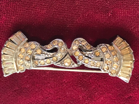 Fabulous Vintage Art Deco Duette clip on earrings brooch pin