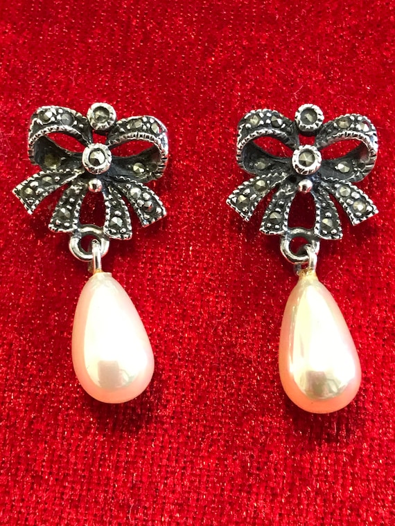 Exquisite Art Deco Style faux pearl Sterling Silver and Marcasite drop earrings pierced