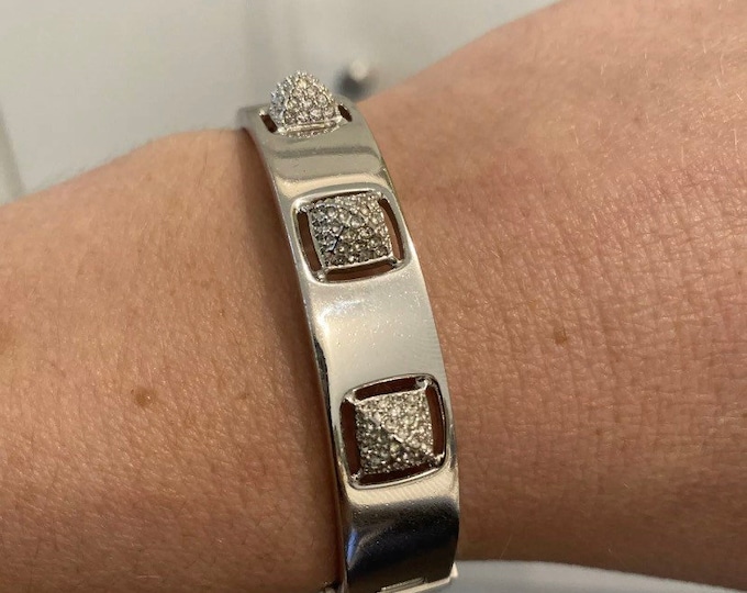 Swarovski Pave Crystal Tactic Rhodium Plated bracelet Size Small 6”/15cm.