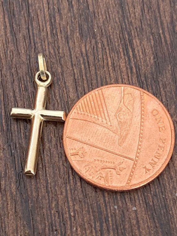 Tiny  vintage 9k yellow gold cross pendant 1inch in length made in Italy plain small gold cross