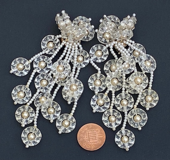 Large vintage statement piece oversized clip on multi stranded earrings pearl c1960s