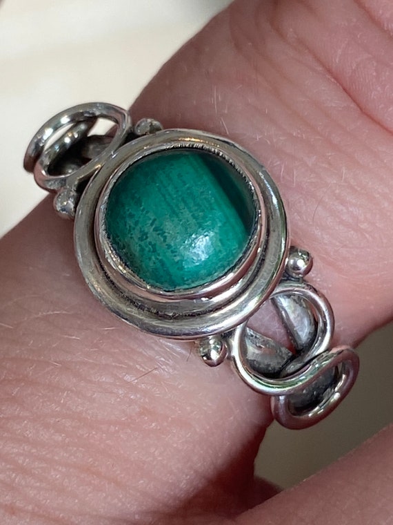 Solid silver 925 malachite single stone ring size  U.K. O or USA 7.25