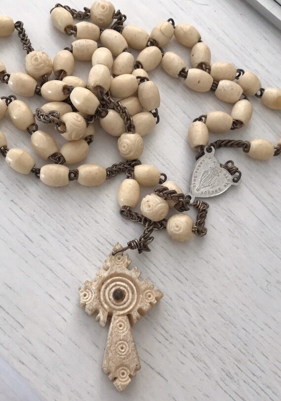 1930s vintage Stanhope bone rosary beads picture of cathederalle d Arras