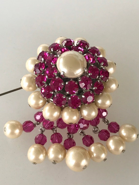 Stunning faux pearl and pink Rhinestone drop brooch signed Christian Dior 1960