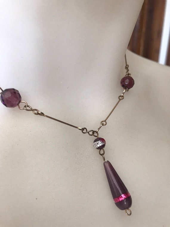 Vintage Art Deco purple Czech foil glass crystal beaded rolled gold wire chain drop necklace
