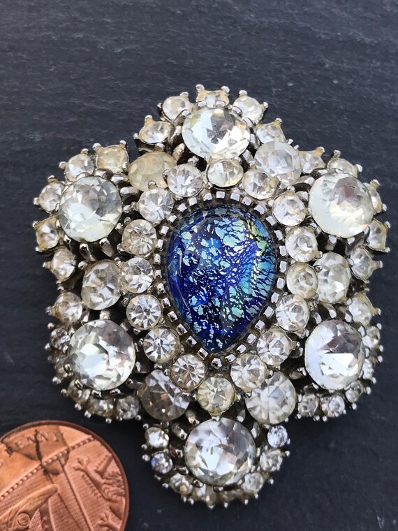 Striking blue  foil glass opal oval tear drop cen… - image 10