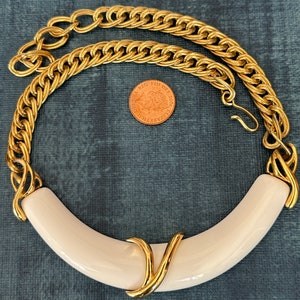 Vergulde vintage MONET dikke ketting witte choker ketting met lucite paneel c1980-90