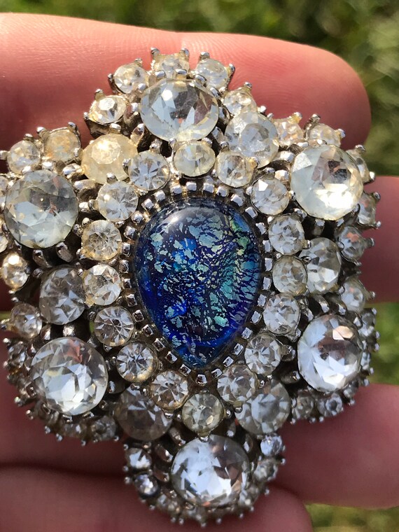 Striking blue  foil glass opal oval tear drop cen… - image 7