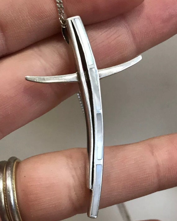 Beautiful Contemporary Inlaid M.O.P Cross Pendant On 16” Sterling Silver Chain
