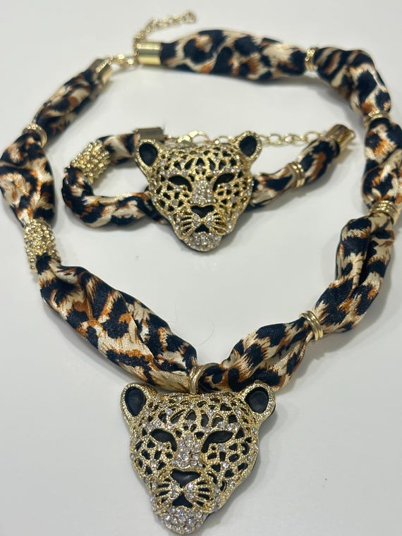 Fun Set of Oversized Rhinestone Leopard Head Necklace and