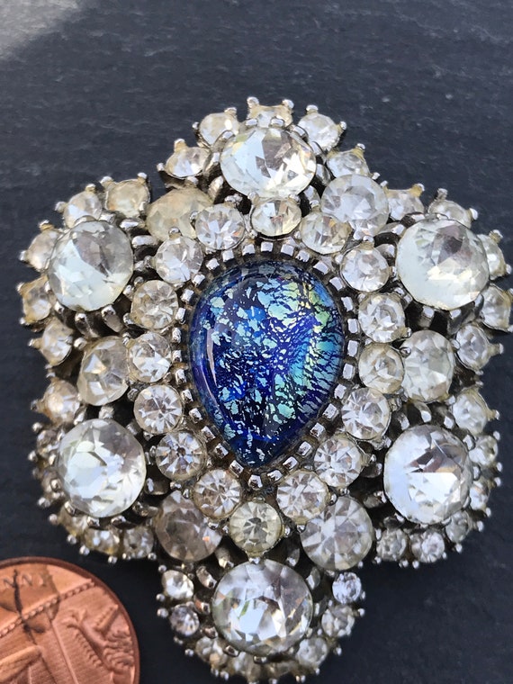 Striking blue  foil glass opal oval tear drop cen… - image 5