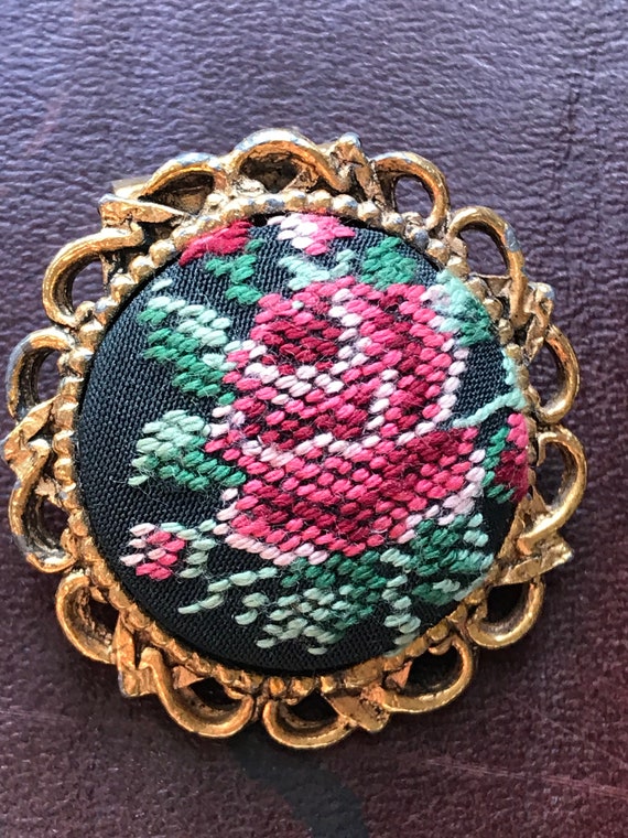 Beautiful vintage tapestry scarf clip flower design