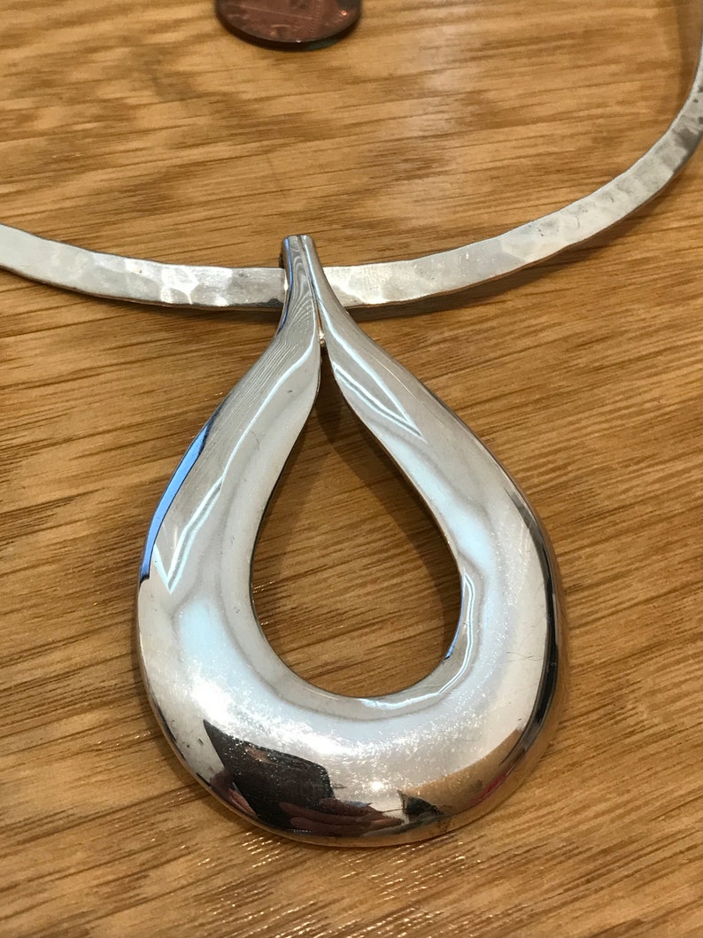 Statement piece Modernist solid sterling silver Torque necklace with pendant from Franz Scheurle, Germany now Quinn c1960-70s image 3