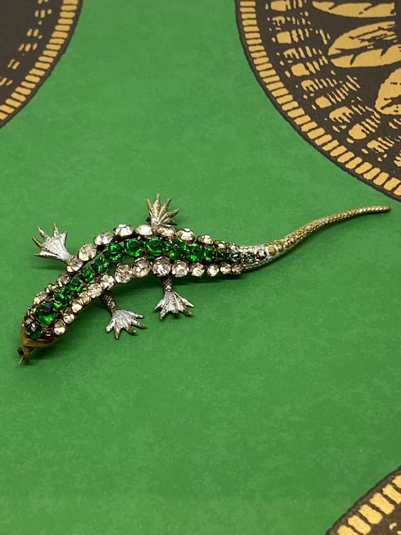 Antique Victorian Paste stone Lizard Salamander brooch pin