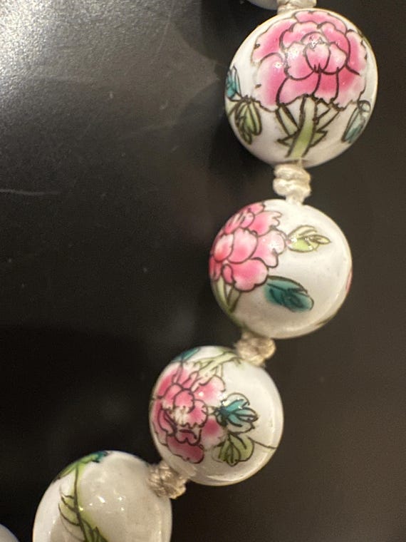Vintage Chinese Export Porcelain Beaded Necklace: Hand-Painted Floral, 20"