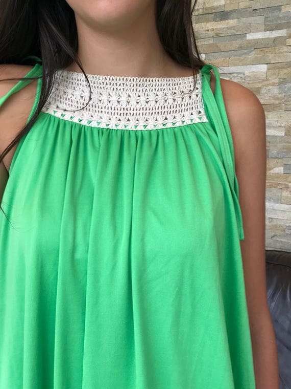 1970s bright green maxi summer holiday dress sz 10/12 crochet neckline