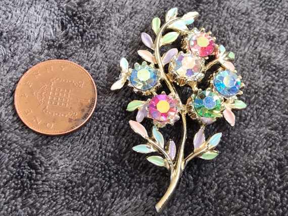 Sparkling 1950s multi coloured pastel pot enamelled rhinestone floral bouquet brooch