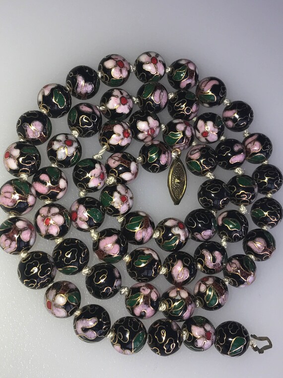 Vintage black Cloisonné enamelled beaded floral necklace black and pink 27 inches