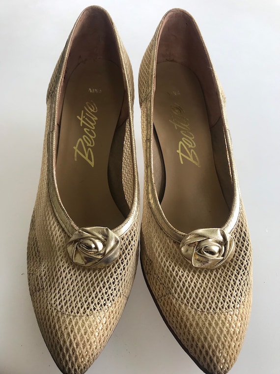 Vintage Nina Bective 1970's gold mesh party shoes size 7
