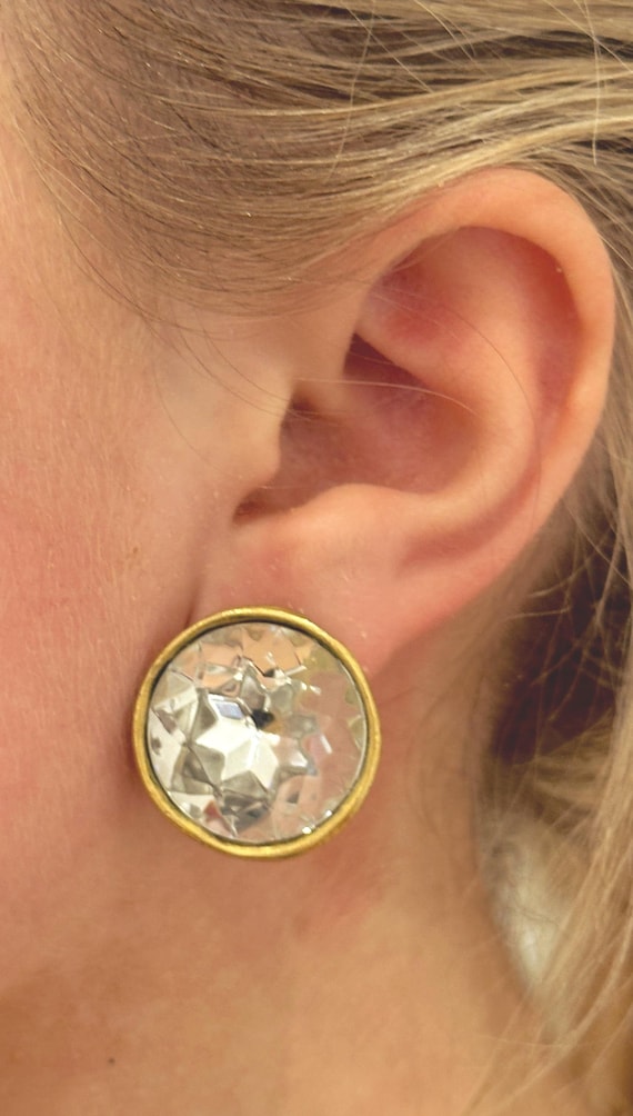 Signed Agatha Paris vintage gold tone large rhinestone bezel set clip on earrings