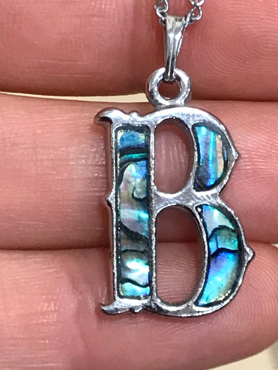 Vintage Paua Abalone shell B Initial Pendant necklace 18”