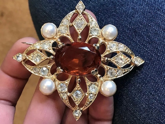 Striking Large Vintage Statement Piece Brooch By Sarah Coventry