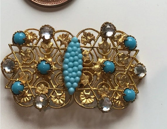 Pretty Vintage Small Filigree Art Deco Czech Glass Rhinestone Collectors Buckle.
