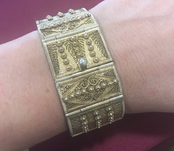 Beautiful vintage/antique solid silver gold wash Filigree bracelet