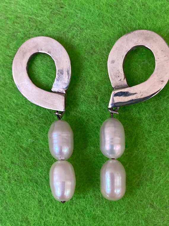 Stunning handmade silver cultured pearl drop earrings
