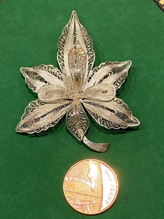 Vintage solid 900 silver  filigree orchid flower brooch pin