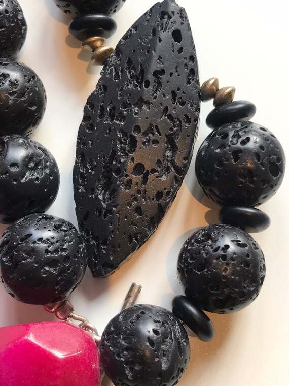 Unusual vintage volcanic lava rock and pink agate beaded statement necklace