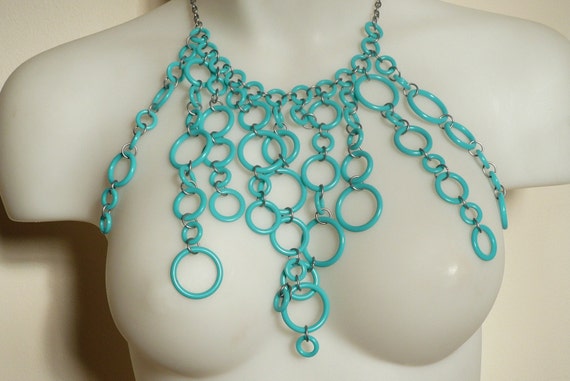 Crazy circle free- swinging retro statement piece necklace unique 1960/70s