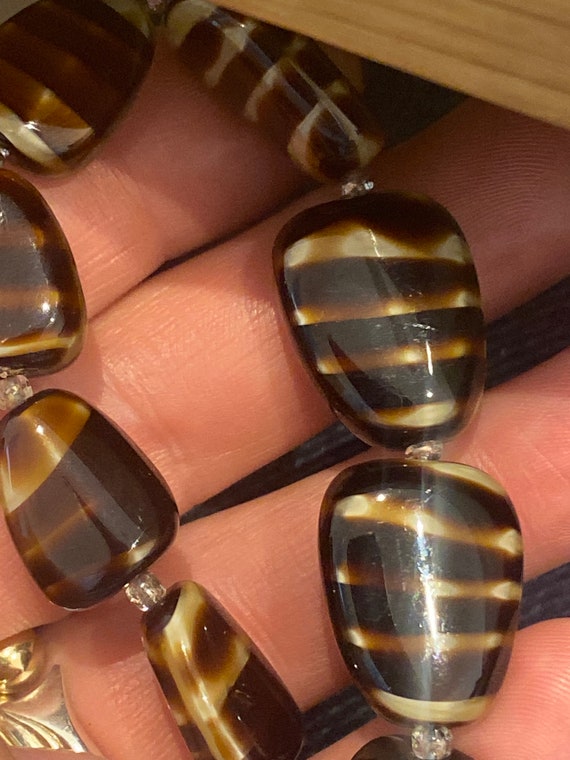 Beautiful vintage glass tiger stripes pebble bead… - image 9
