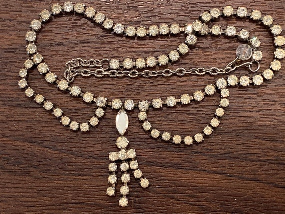 Beautiful vintage rhinestone adjustable tassel necklace set with rhinestones