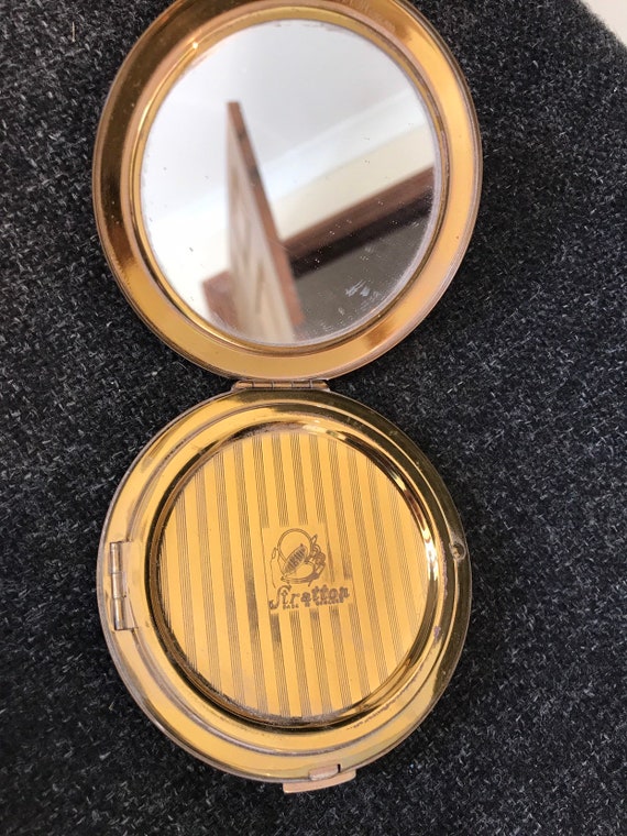 Vintage 1950s Stratton mirrored powder compact