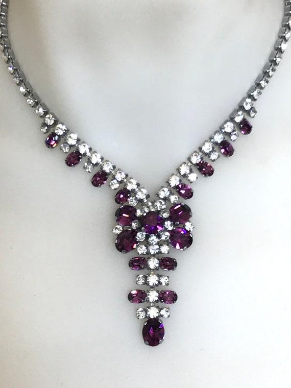 Striking vintage clear and purple rhinestone choker necklace Hollywood glamour style