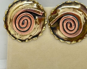 Vintage handgemaakte koperen modernistische statement clip oorbellen in brutalistische stijl