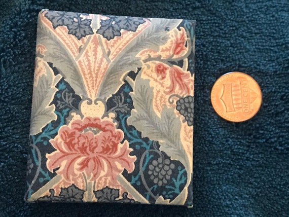 Miniature Libertys William Morris print photo frame handbag size