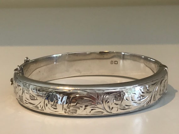 Vintage sterling silver Bangle Joseph Smith & Sons Chester 1956