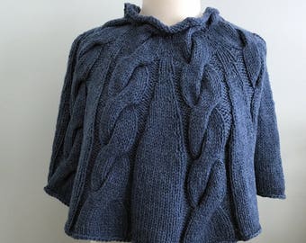 Poncho Knitting Pattern, Bulky Yarn