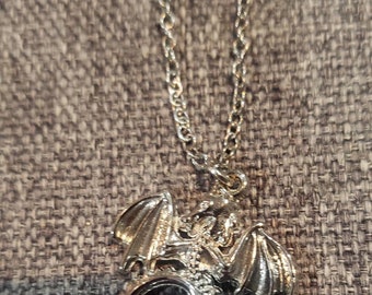 Vintage silver color metal and purple plastic stone dragon pendant necklace