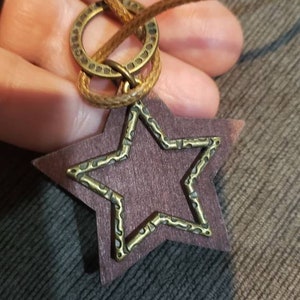 Vintage brass metal color and wood big star pendant leather like Necklace