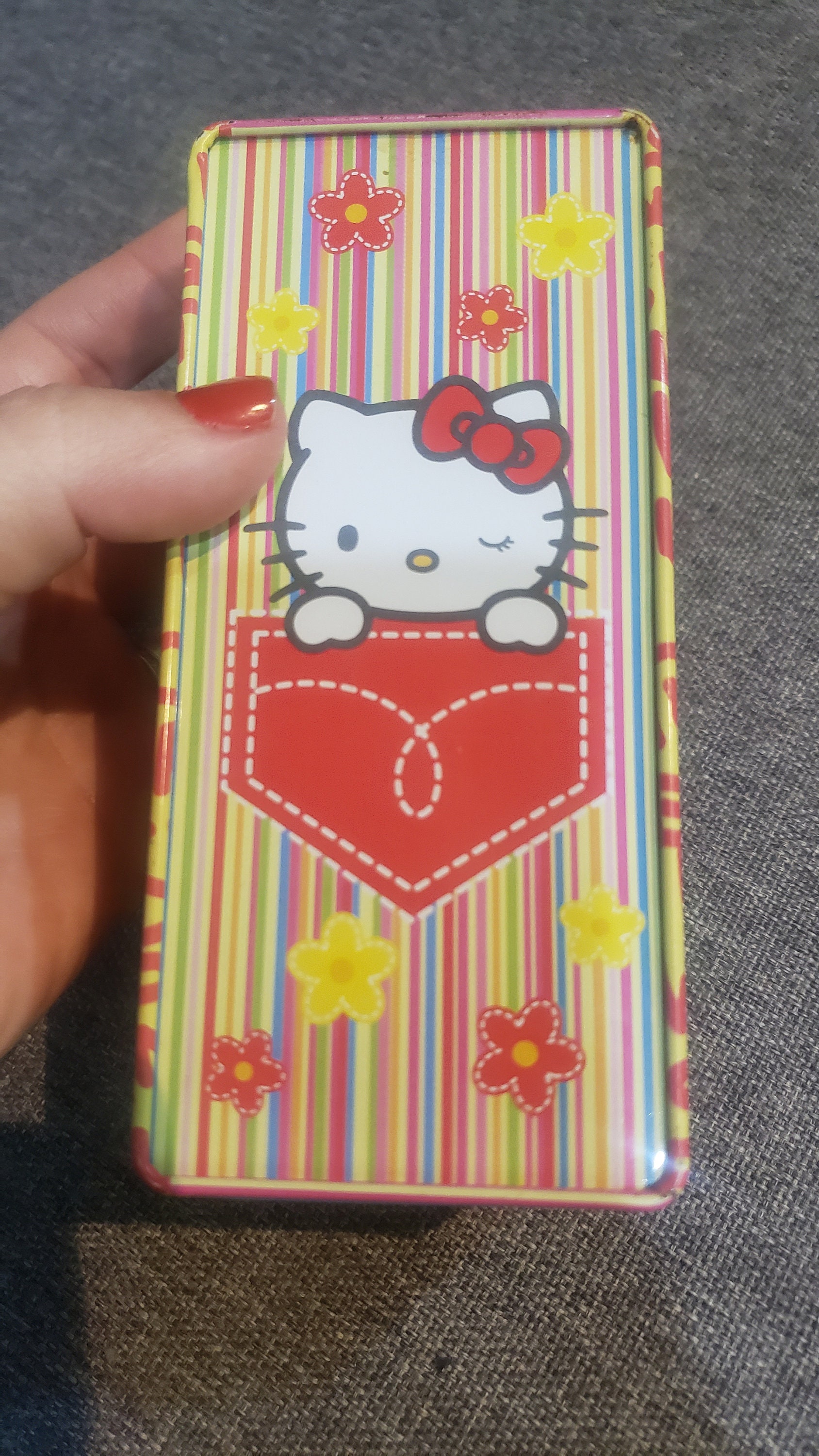 Vintage Hello Kitty Miniature Locker Bank Box 2001 Sanrio Co LTD