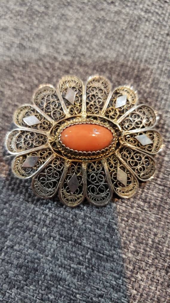Antique 12k gold Filigree Cannetille and Coral Bro