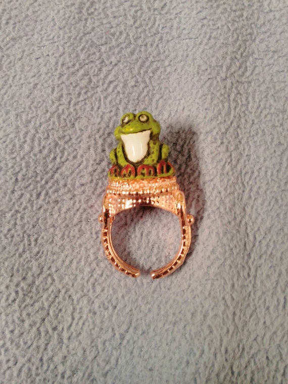 Handmade Frog and Gold Rose Color Metal Adjustable Ring